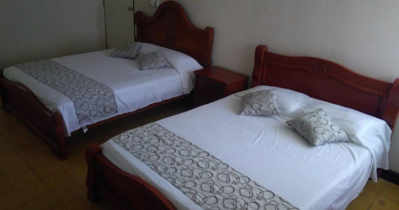 Mi Casa 18 Hotel ซันตามาร์ตา ภายนอก รูปภาพ