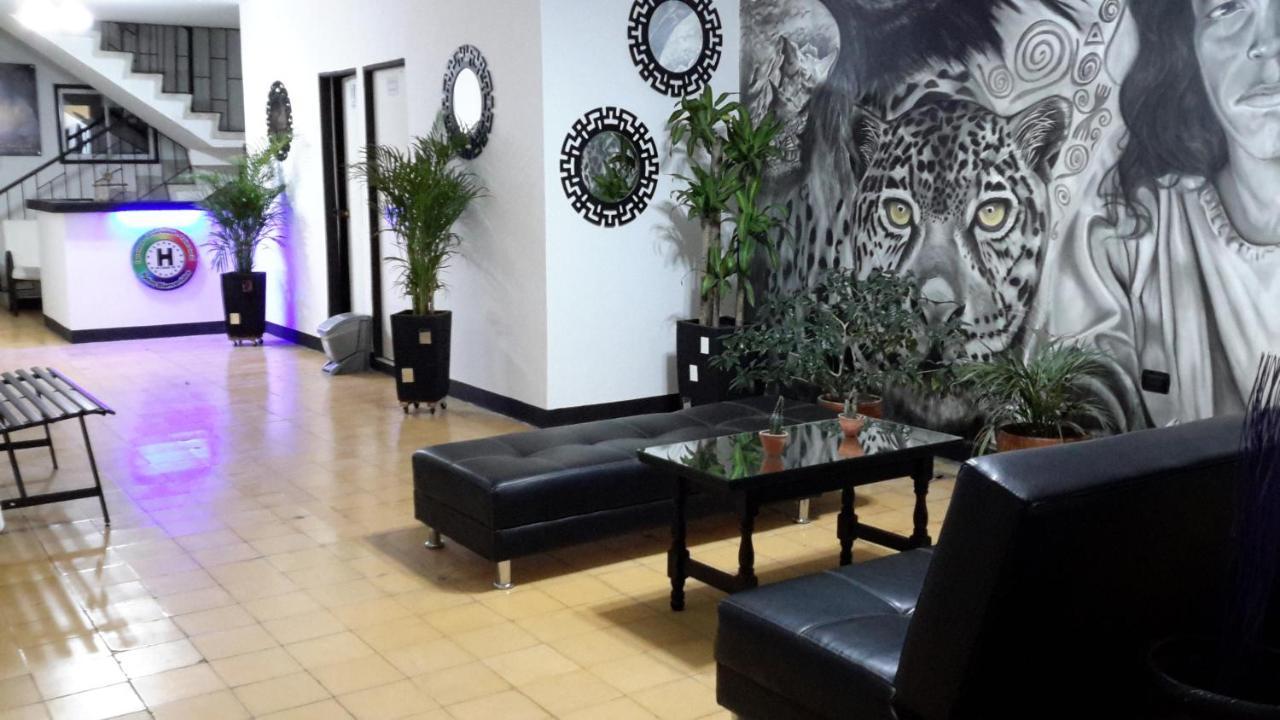 Mi Casa 18 Hotel ซันตามาร์ตา ภายนอก รูปภาพ